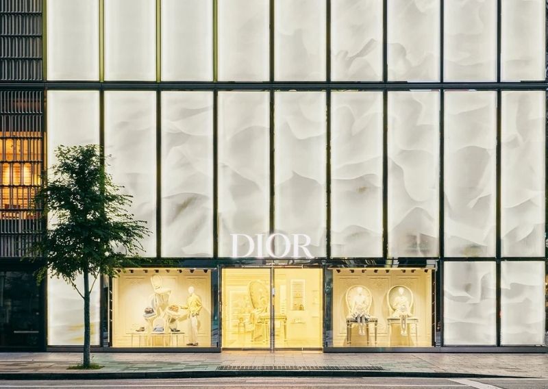 Tập đoàn LVMH – Cửa hàng DIOR GINZA SIX